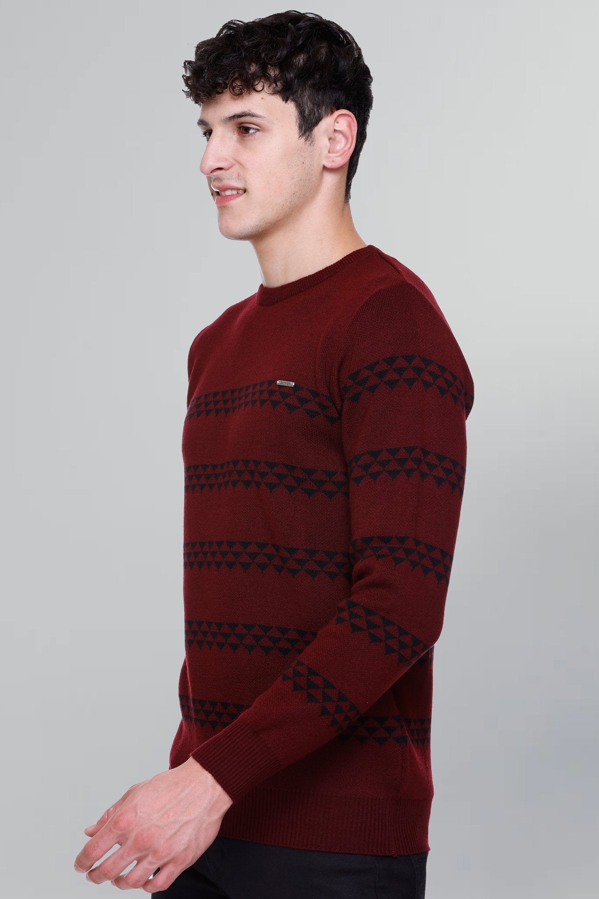 Wine Woolen Men's Round Neck Sweaters
