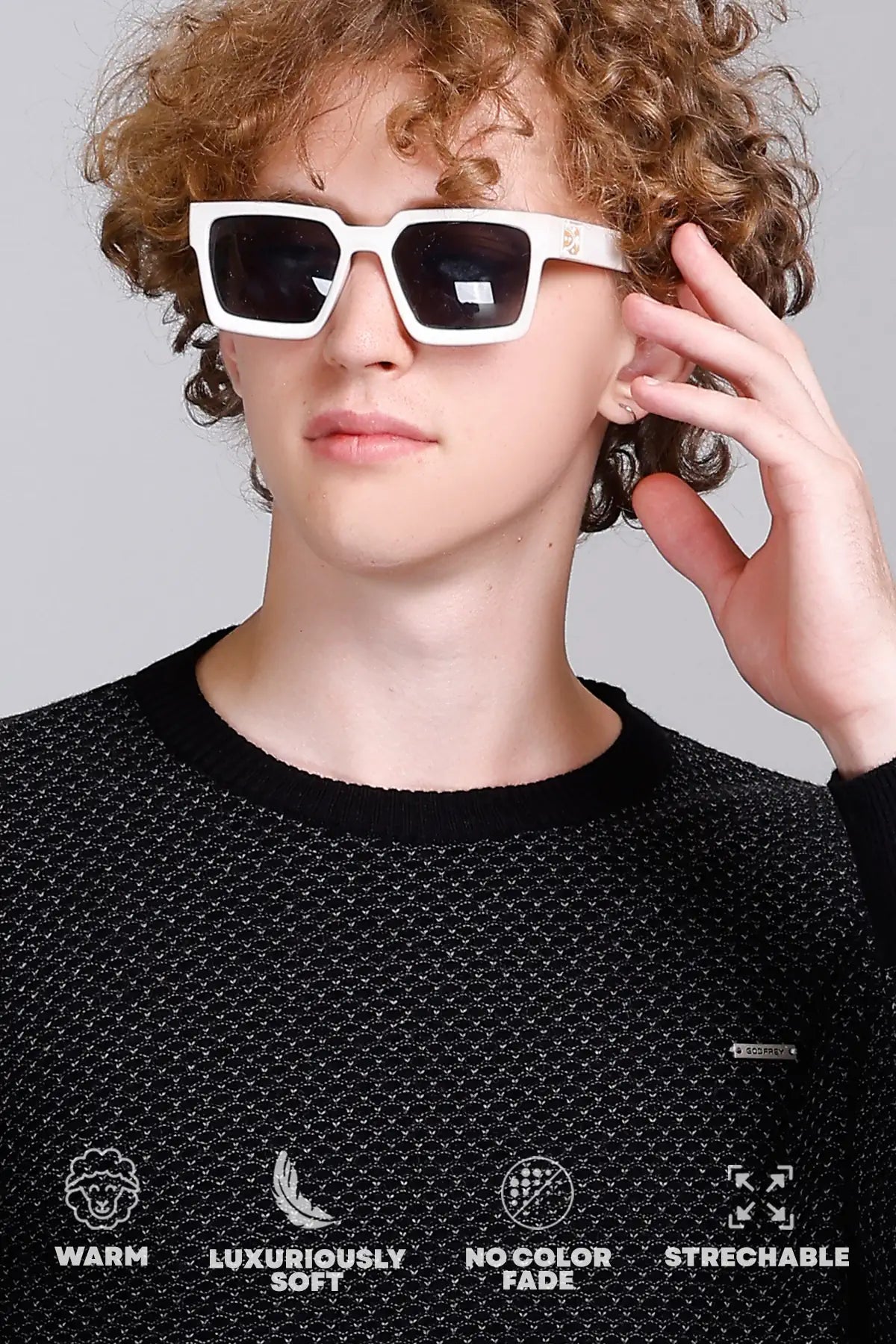 Black Woolen Round Neck Designer Men Sweater