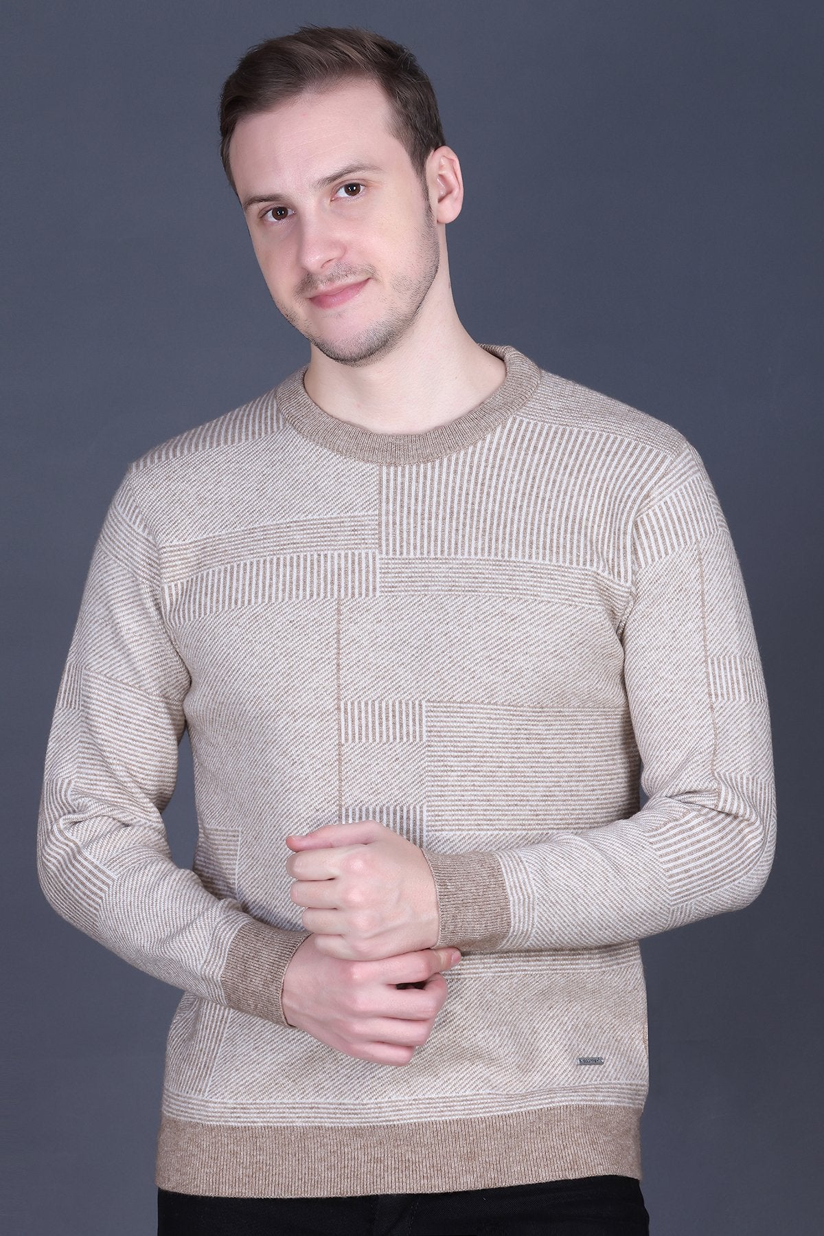 Mouse Brown Woolen Round Neck Designer Men Sweater