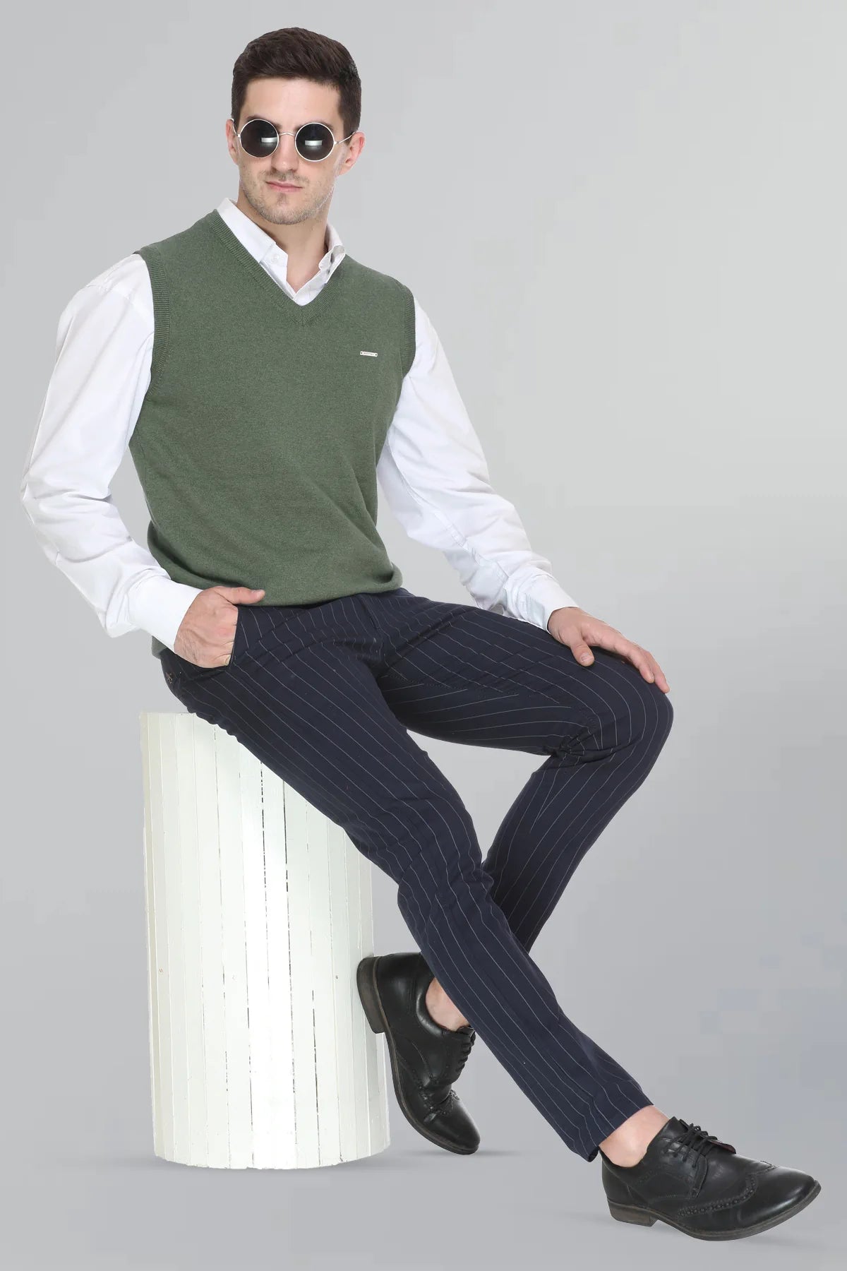 Olive V-Neck Sleeveless Pullover