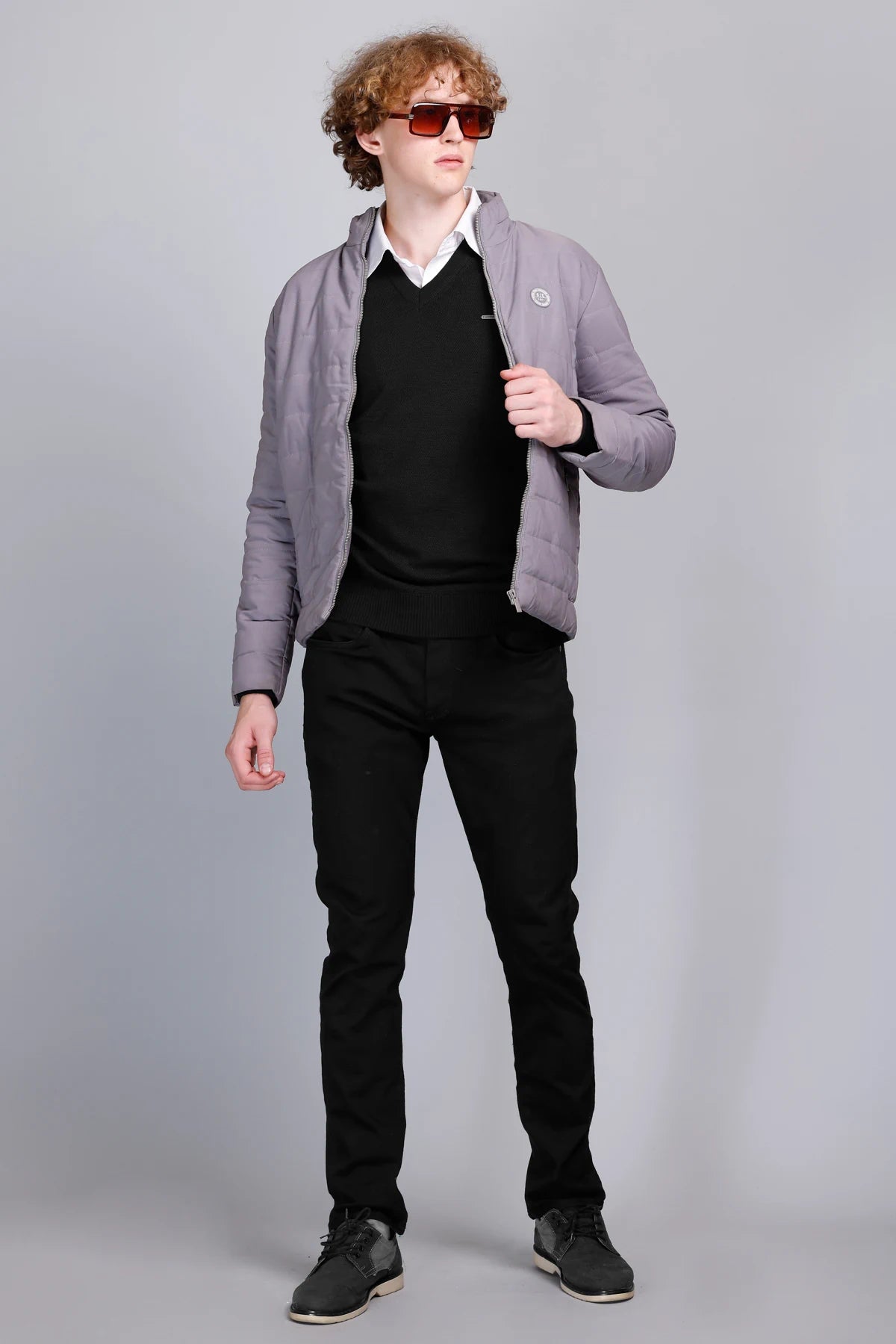 Black V-Neck Sleeveless Sweater Vest Men