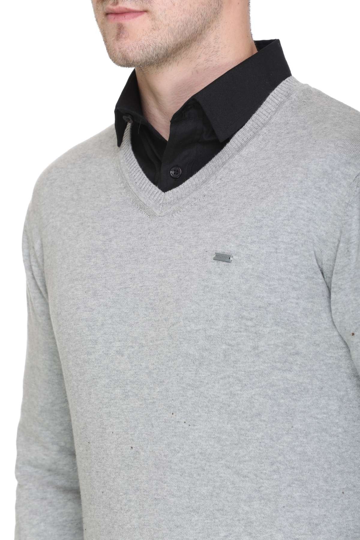 Light Grey Solid V-Neck Plain Men Sweater