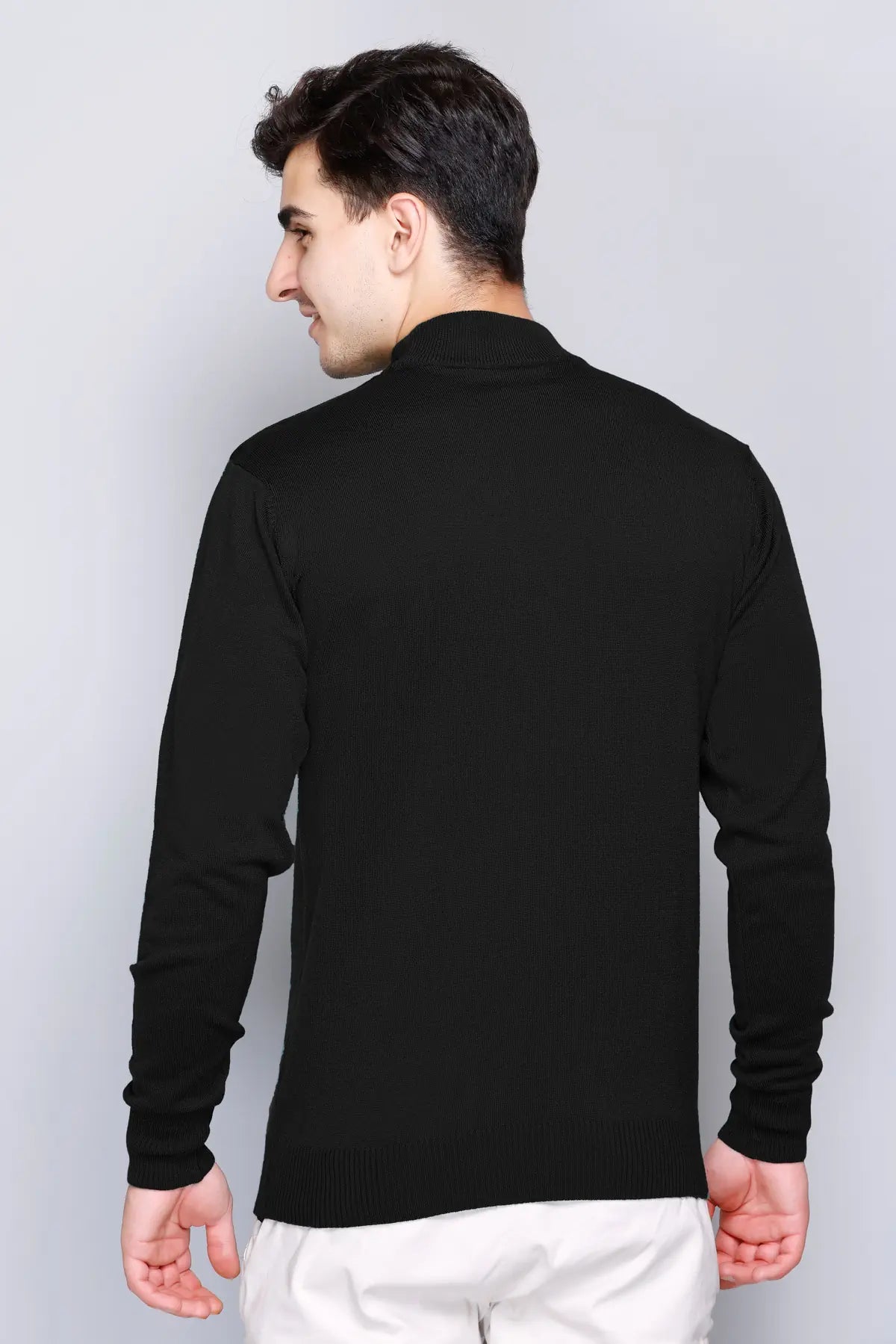 Black Solid Turtle Neck Woollen Pullover