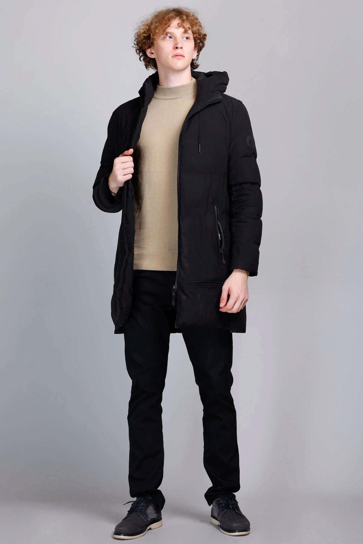 Beige Solid Turtle Neck Woollen Pullover