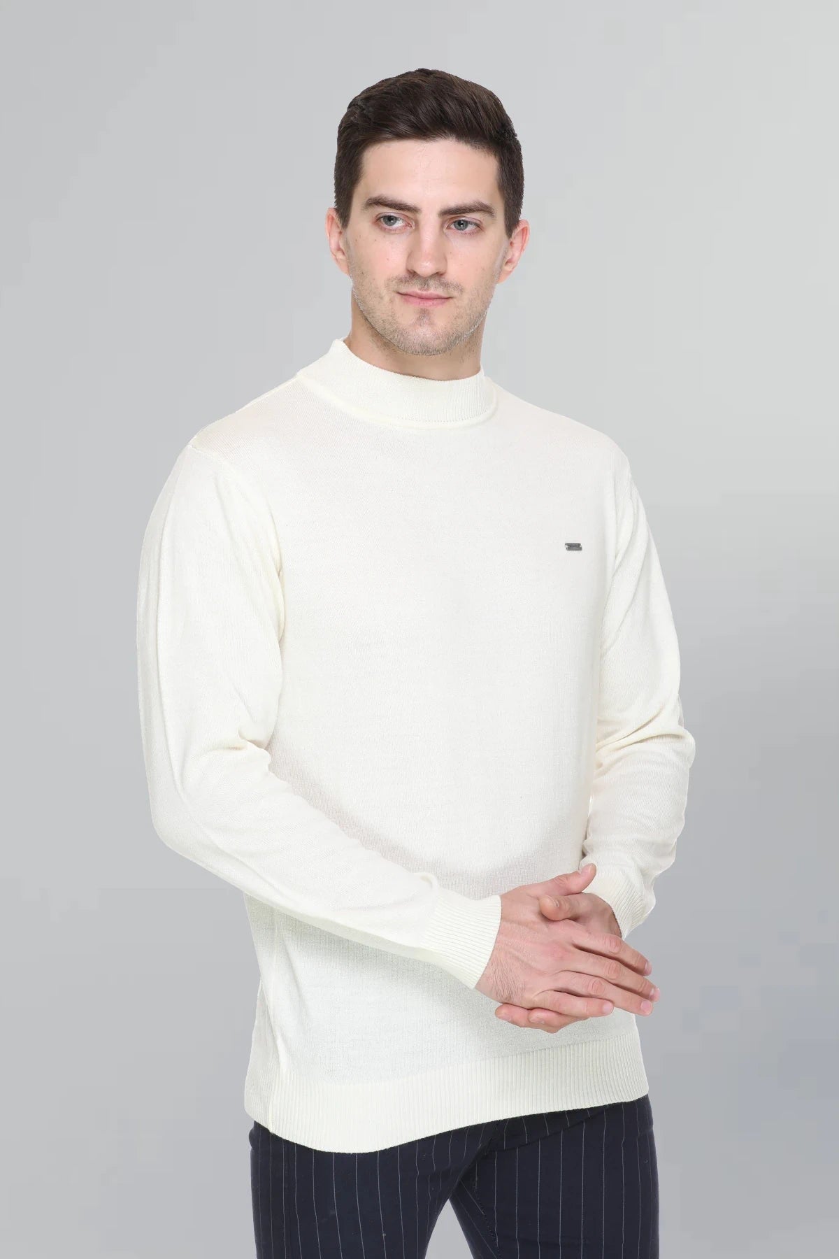 Off White Turtleneck Sweater Pullover