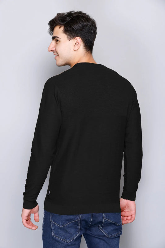 Black Solid Round Neck Pullover