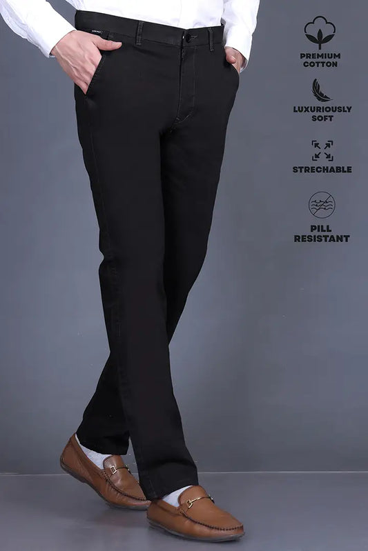 Black Solid Regular Fit Casual Cotton Trouser for Men