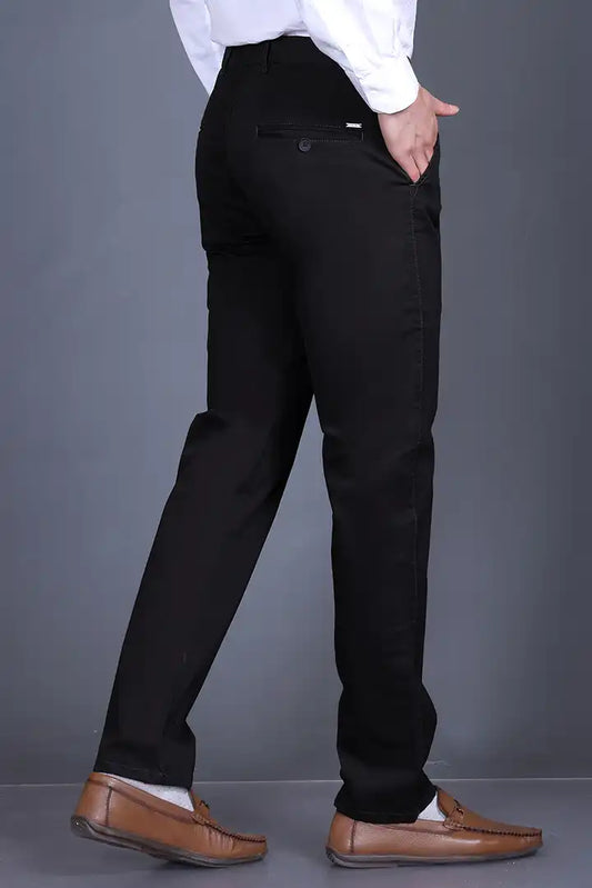 Black Solid Regular Fit Casual Cotton Trouser for Men