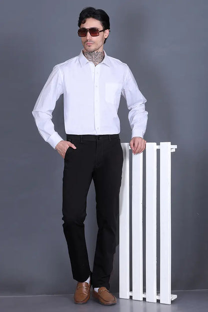 Black Solid Regular Fit Casual Cotton Trouser for Men