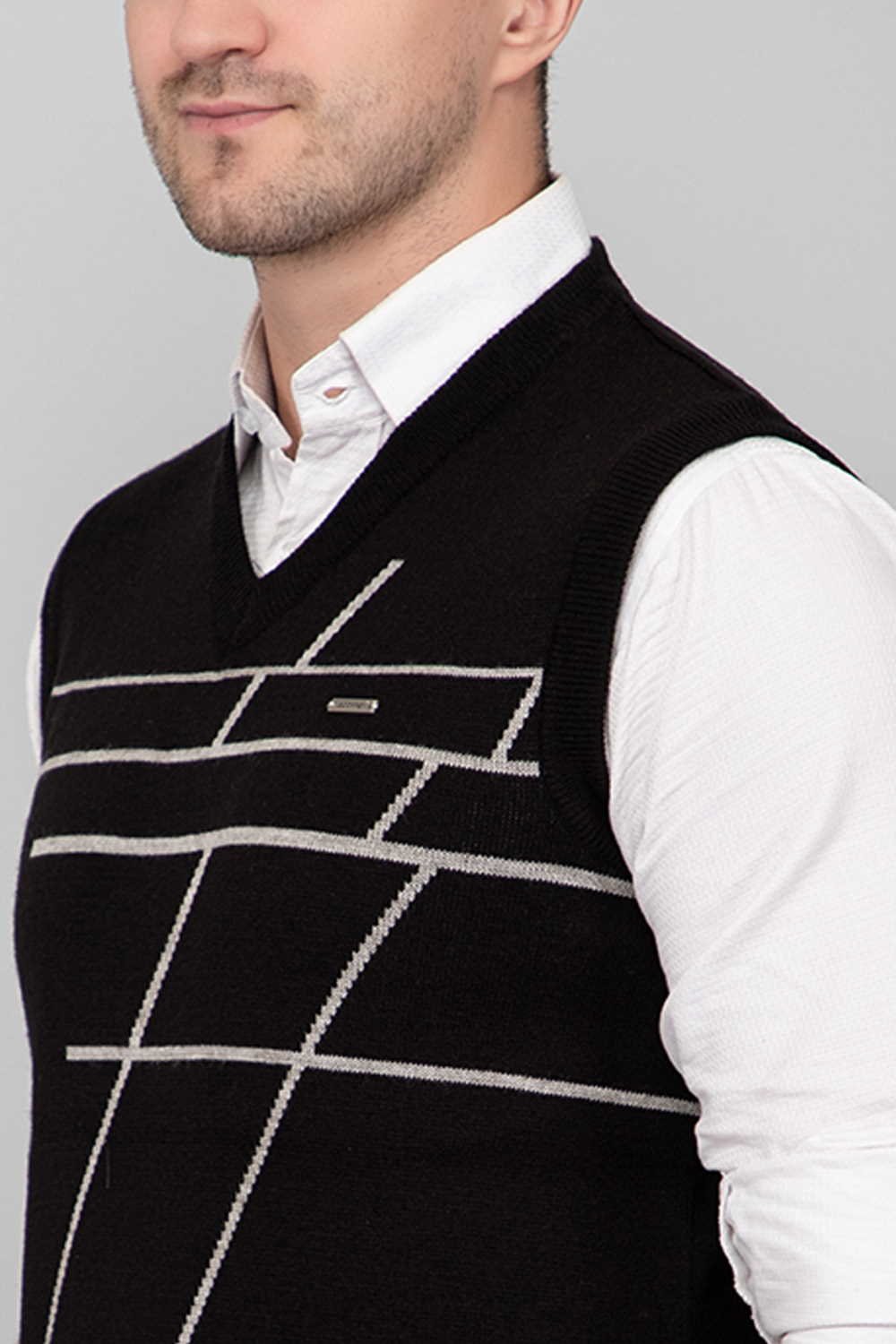 Black Woolen V-Neck Sleeveless Men Sweater Vest