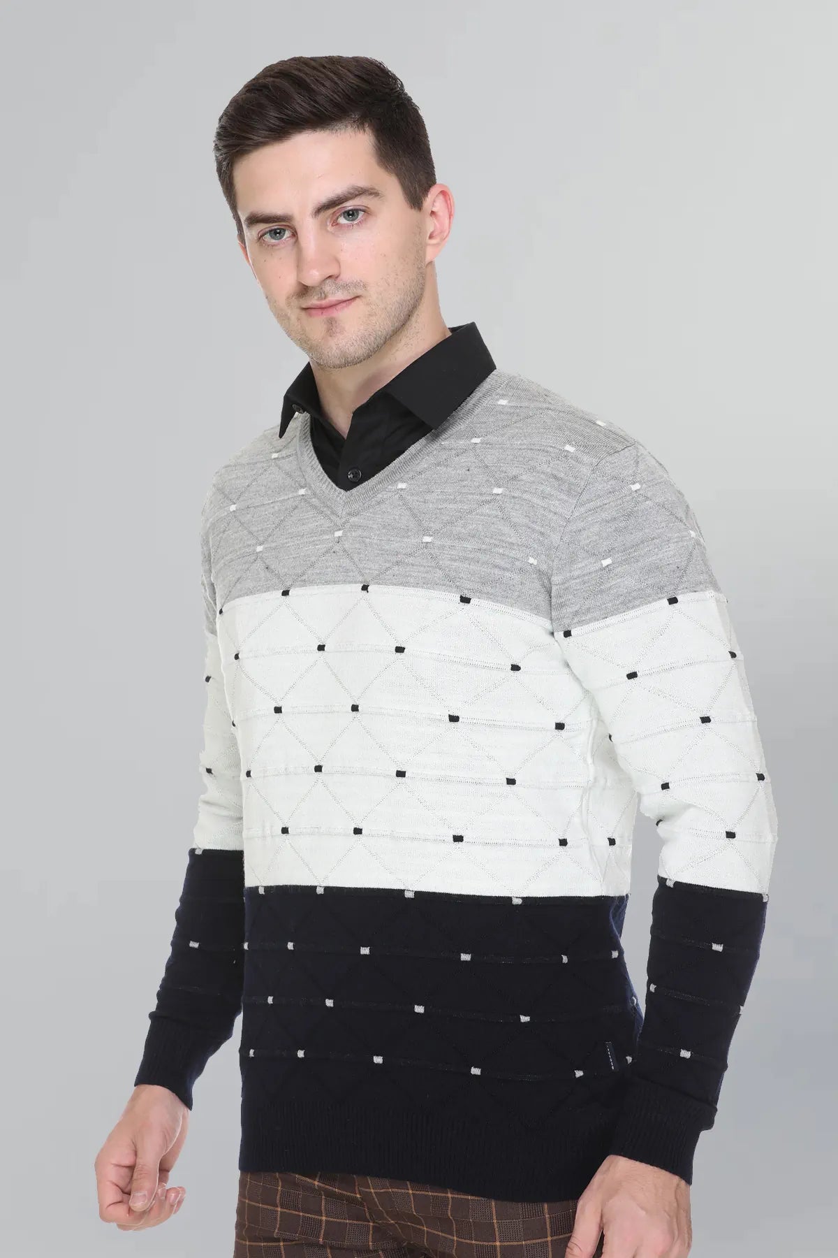 White Woolen V-Neck Pullover Sweater for Men