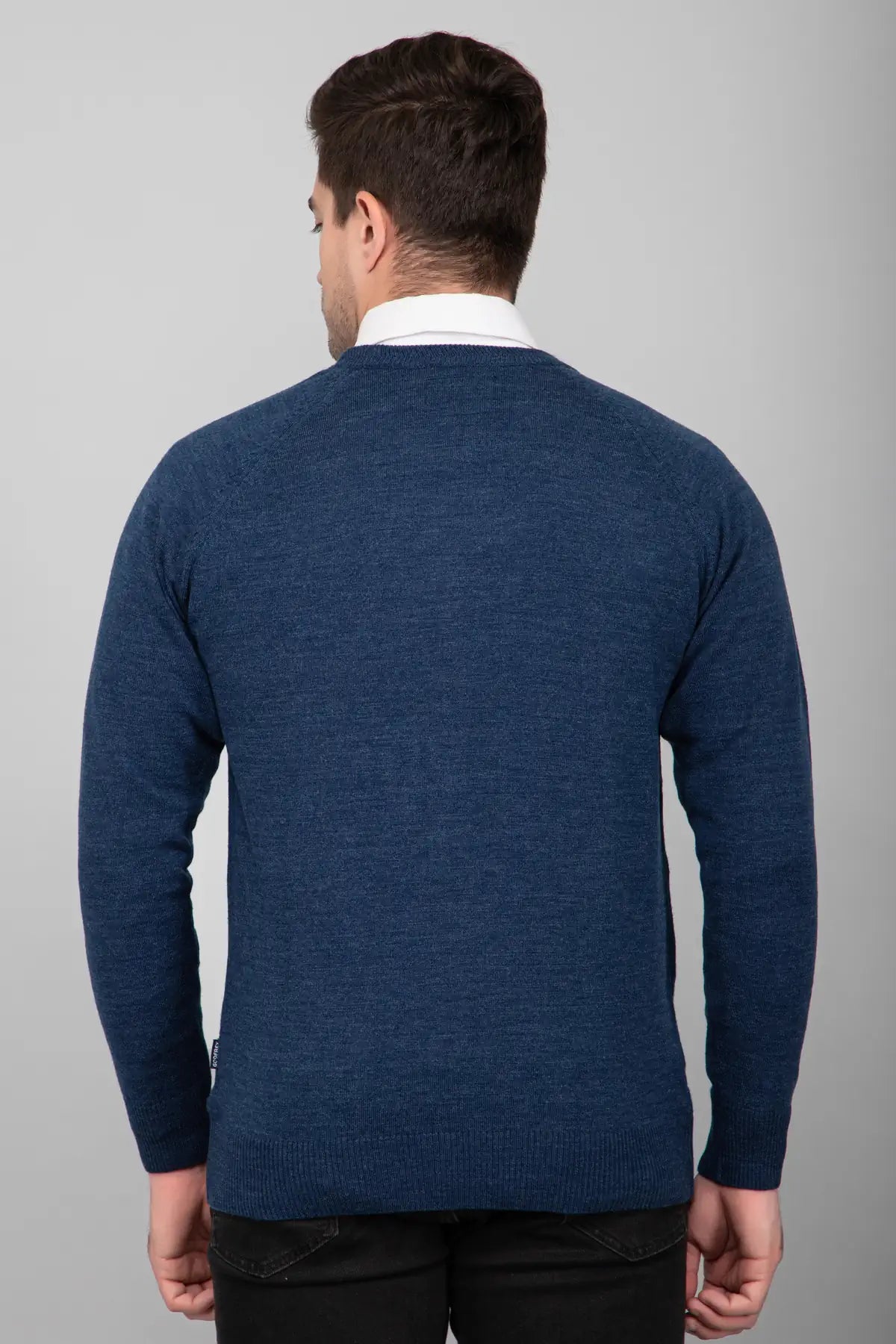 Denim Woolen Round Neck Solid Men Sweater
