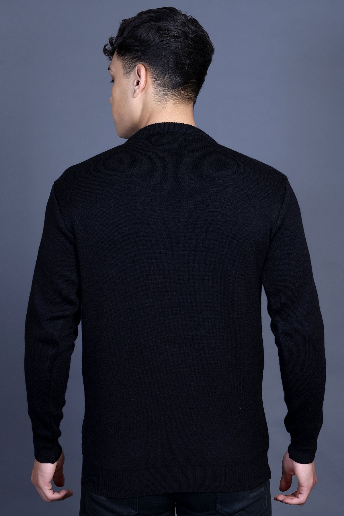 Black Woolen Round Neck Designer Men Sweater
