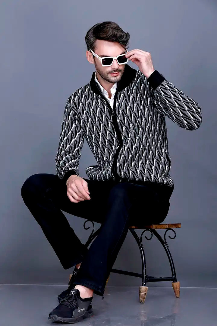 Black Woolen Mens Zip Sweater Full Sleeve