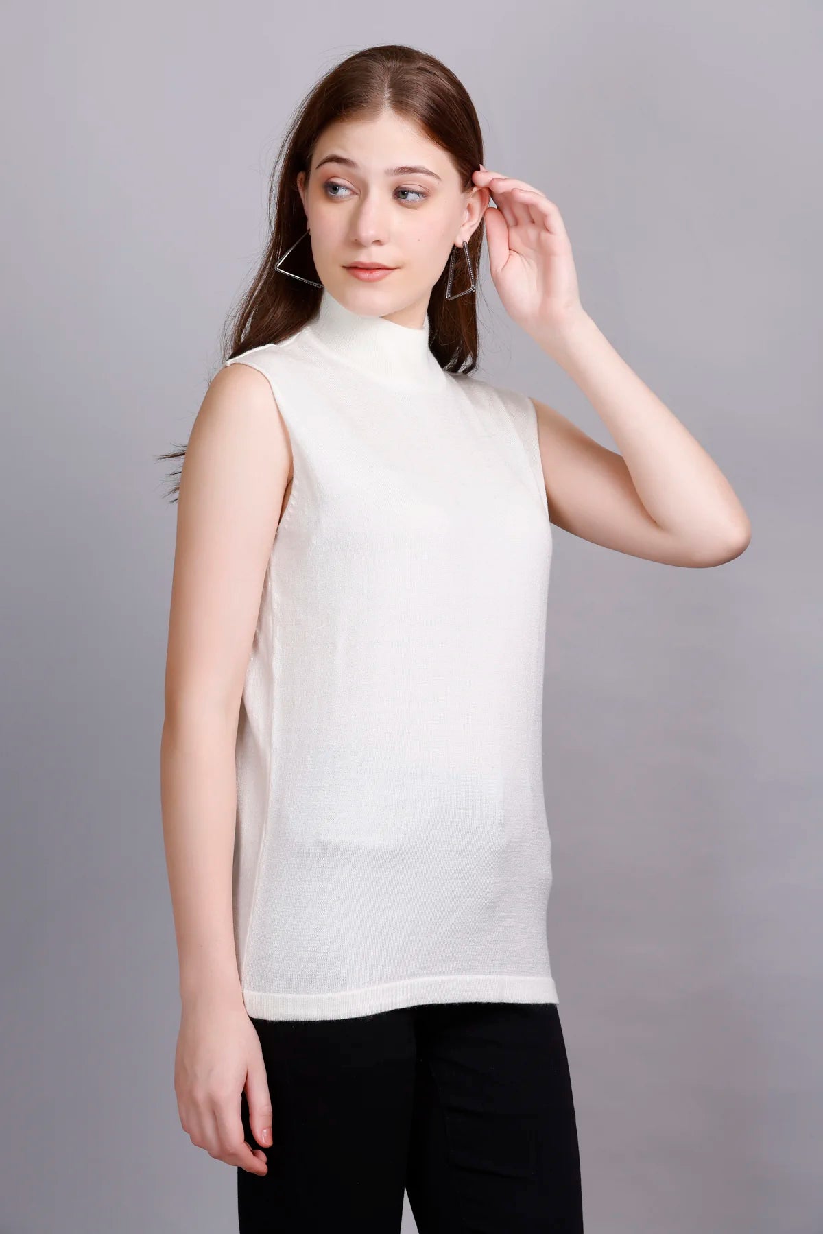 White Woolen Turtle Neck Sweater Vest Women