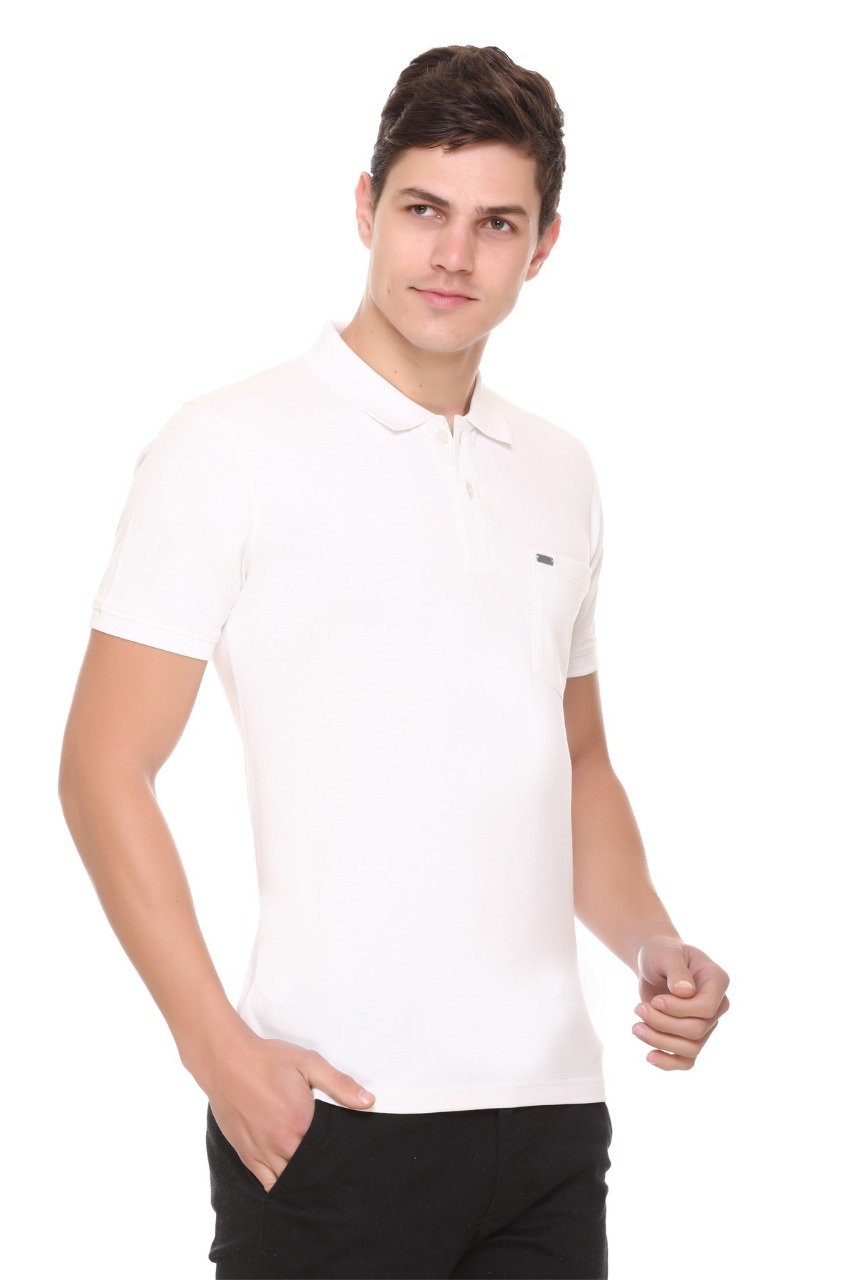 Off-White Solid Polo T-Shirt With Pocket