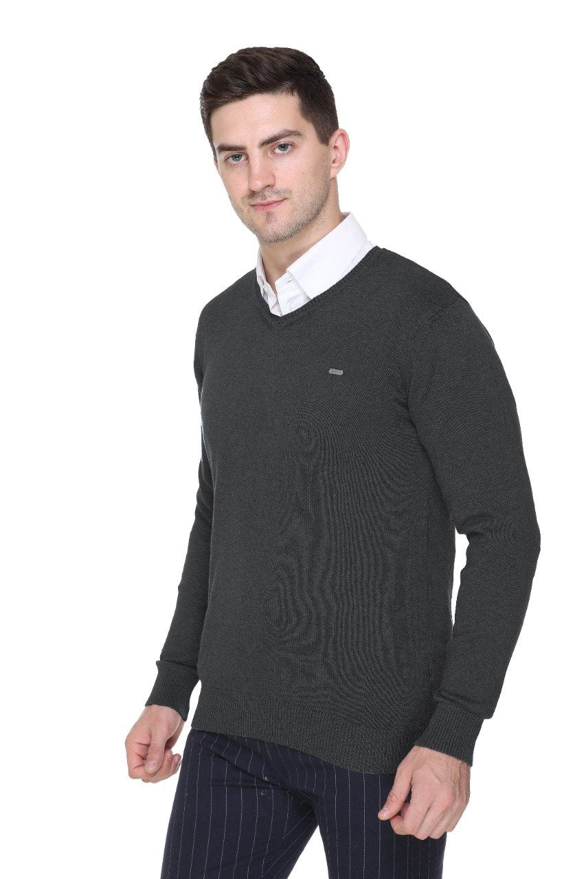 Charcoal Solid V-Neck Pullover
