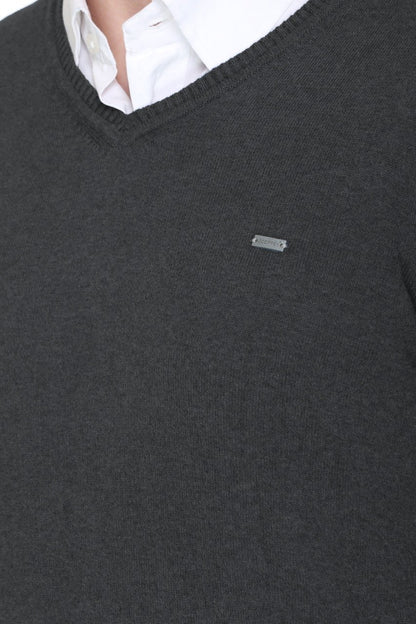 Charcoal Solid V-Neck Pullover